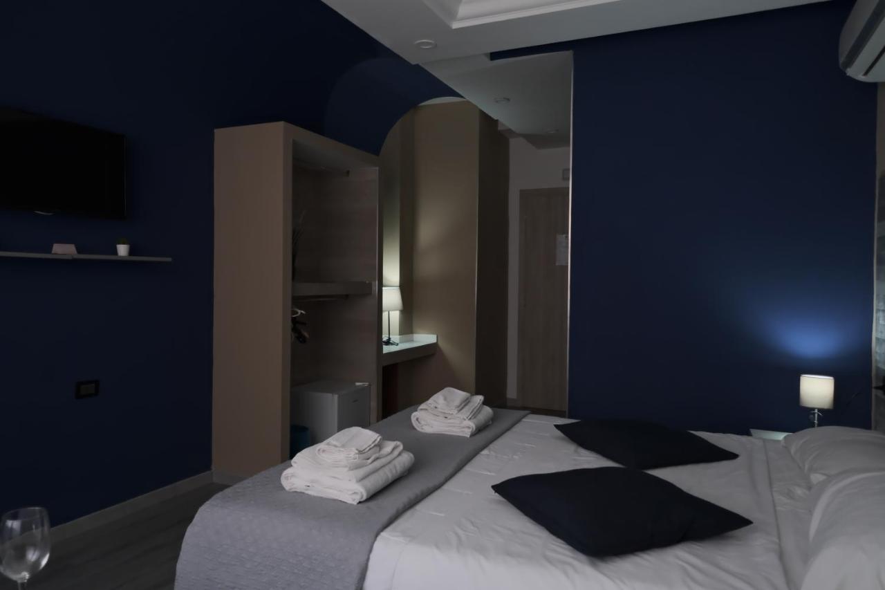 Royalty Rooms & Spa 나폴리 외부 사진