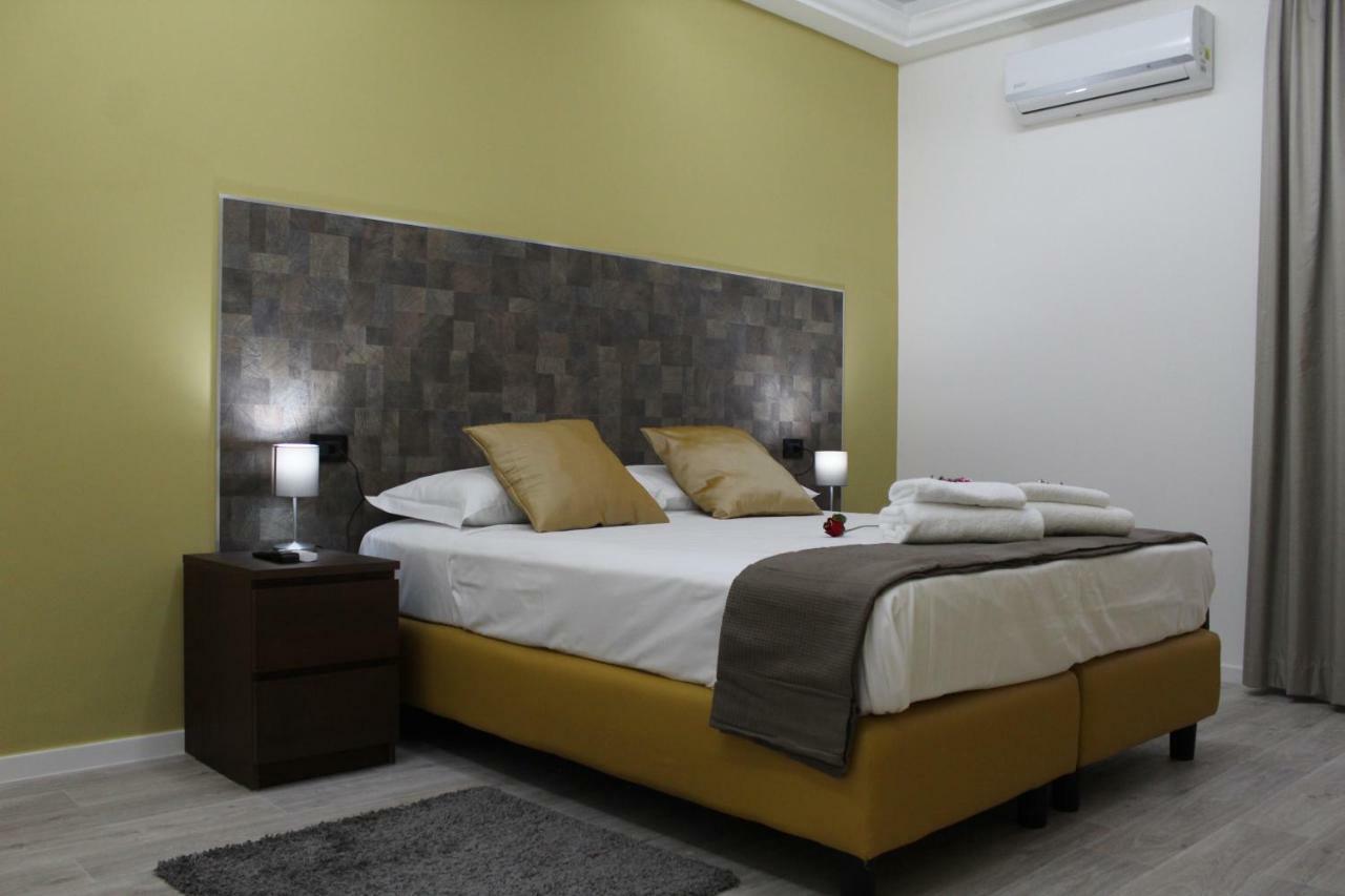 Royalty Rooms & Spa 나폴리 외부 사진