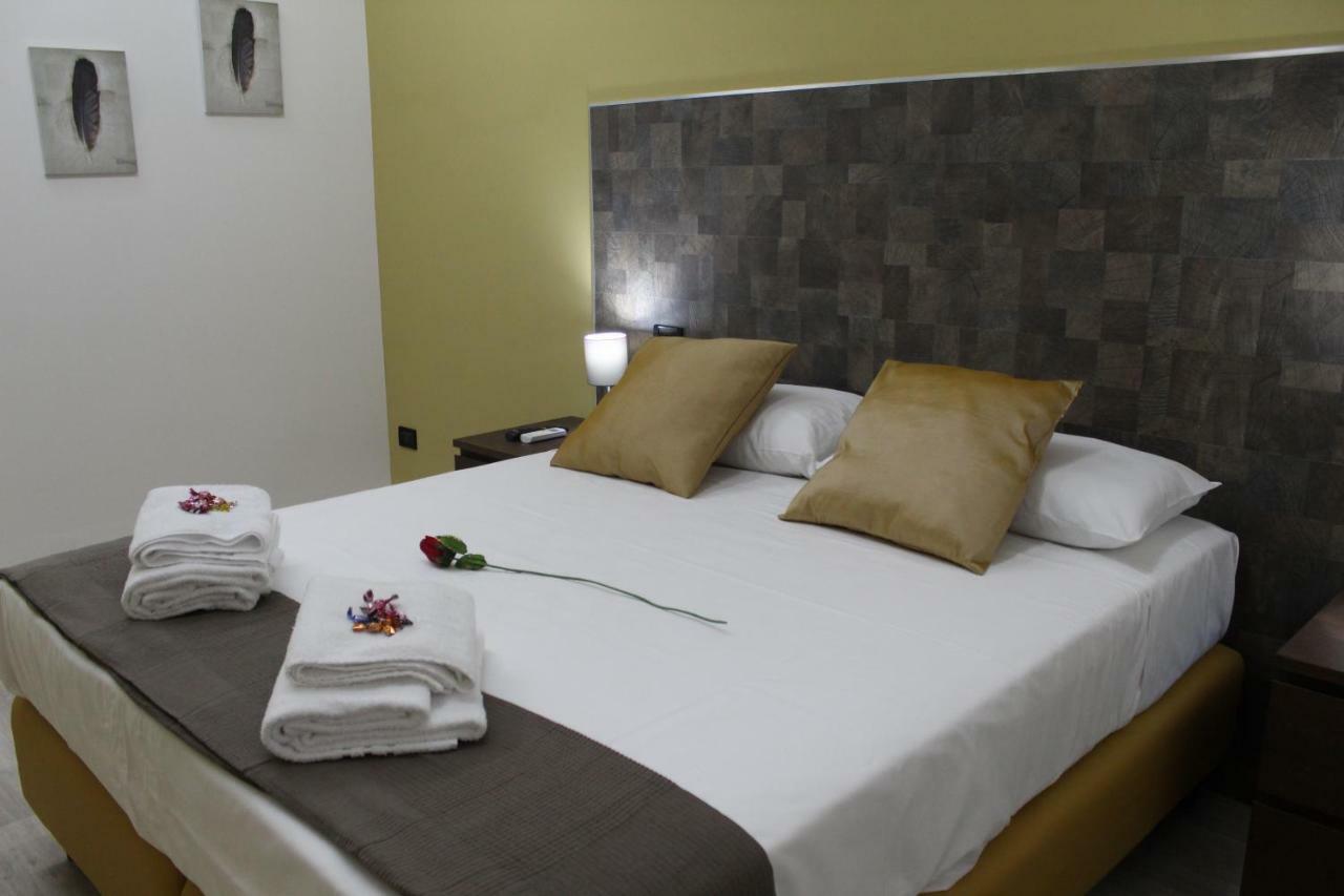 Royalty Rooms & Spa 나폴리 외부 사진